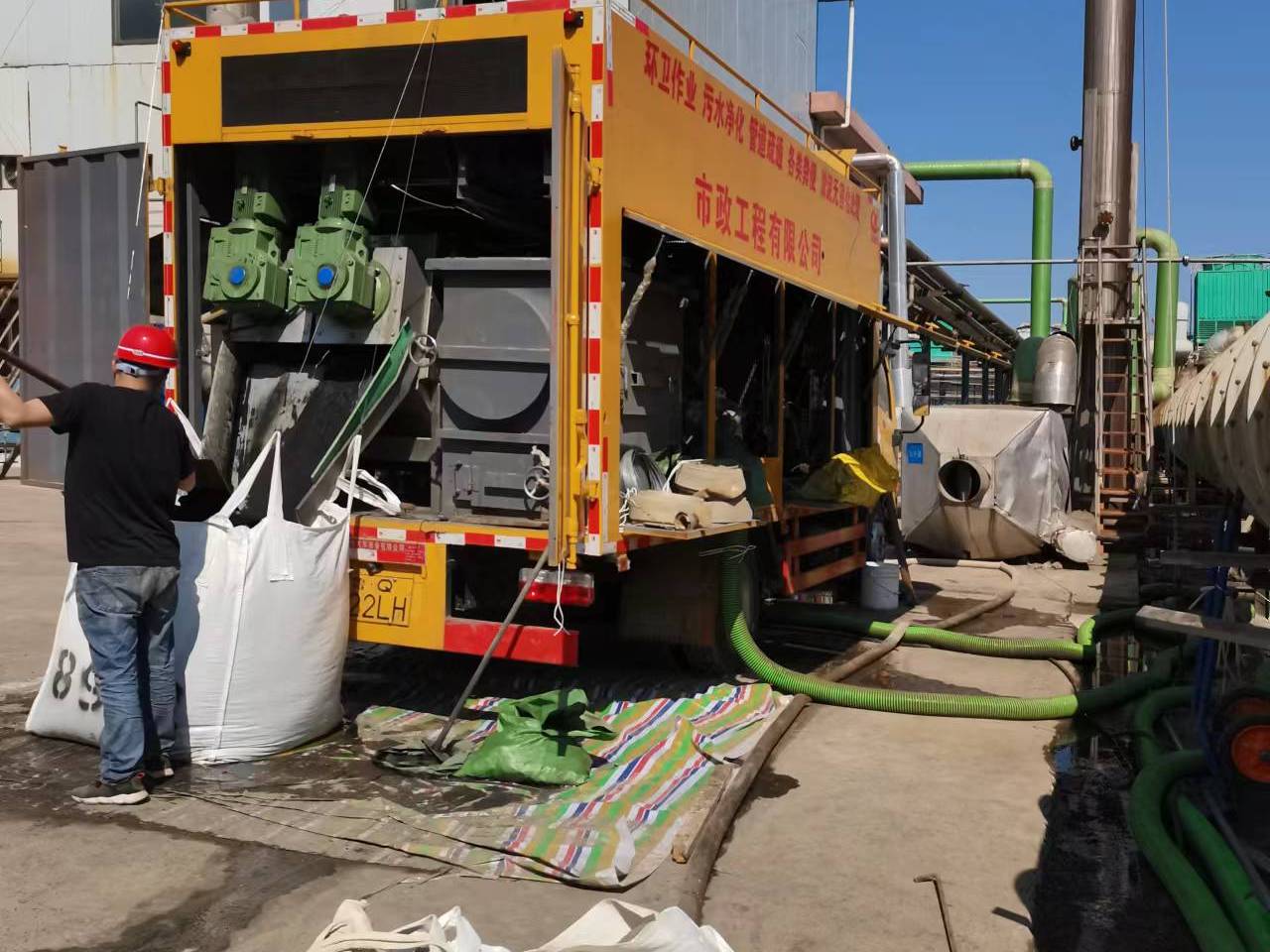 洮北淤泥压干处理